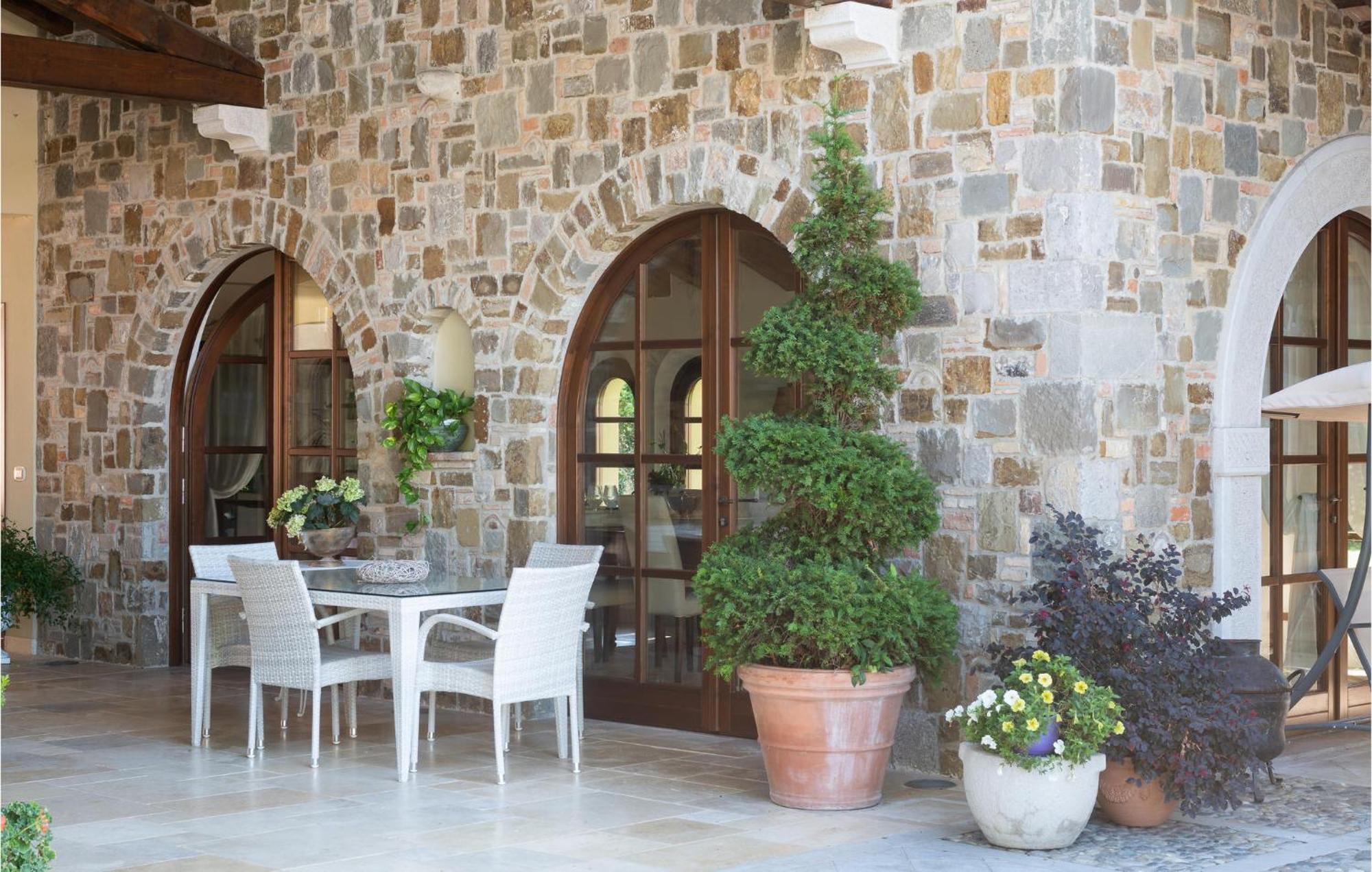 Apt, Braida Corona Exterior foto